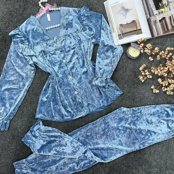 Pyjama en velours H73